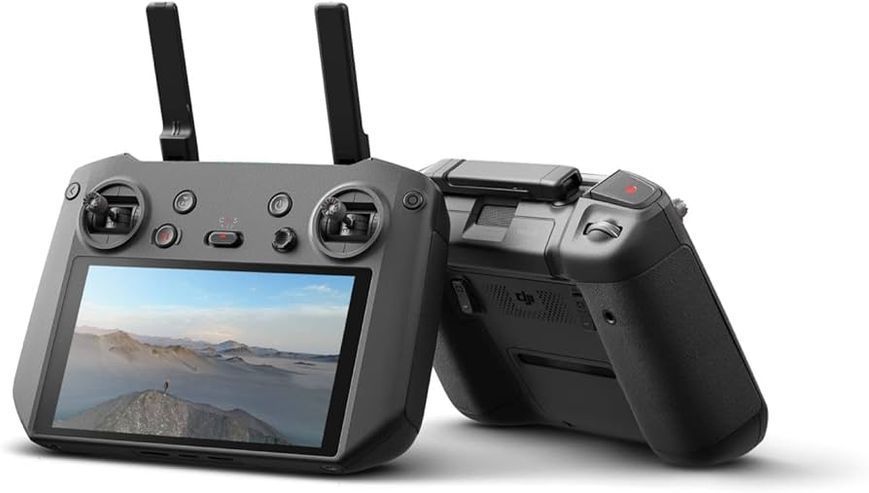 DJI Mavic 3 Pro Fly More Combo з DJI RC Pro (CP.MA.00000662.01) CP.MA.00000662.01 фото