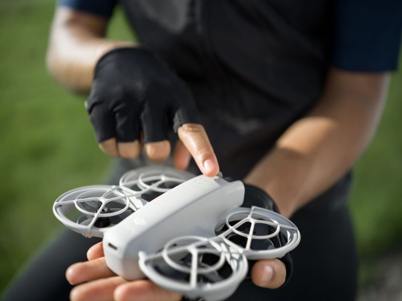 Квадрокоптер DJI Neo (CP.FP.00000184.01) CP.FP.00000184.01 фото