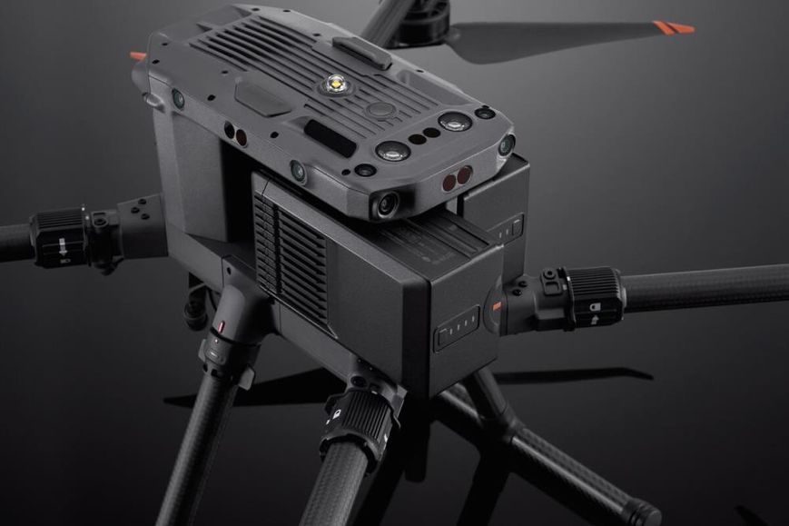 Акумулятор TB65 для квадрокоптера DJI Matrice 350 - CP.EN.00000457.01 DJI CP.EN.00000457.01 фото